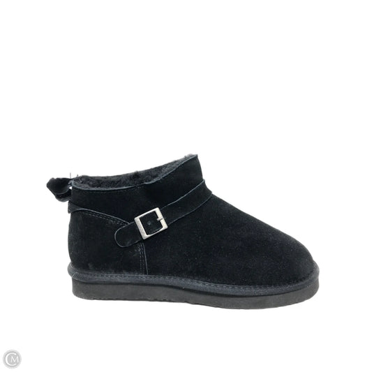 Boots Ankle Flats By Bearpaw In Black, Size: 10
