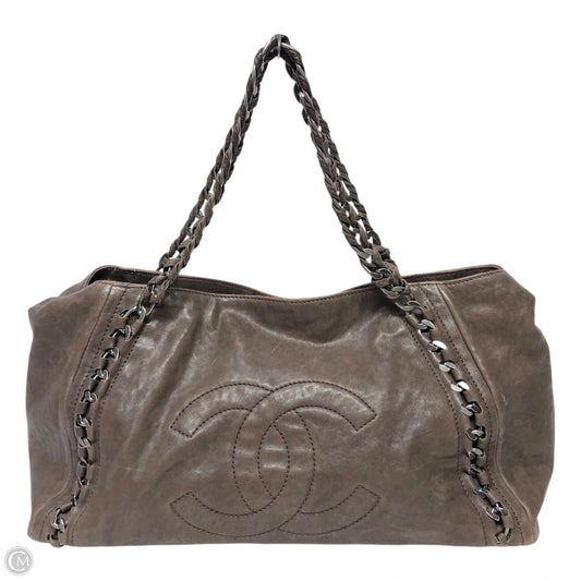 Handbag Luxury Designer By Chanel