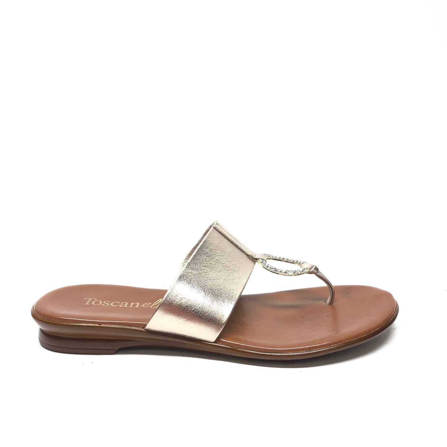 Sandals Flats By Clothes Mentor In Silver, Size: 7.5