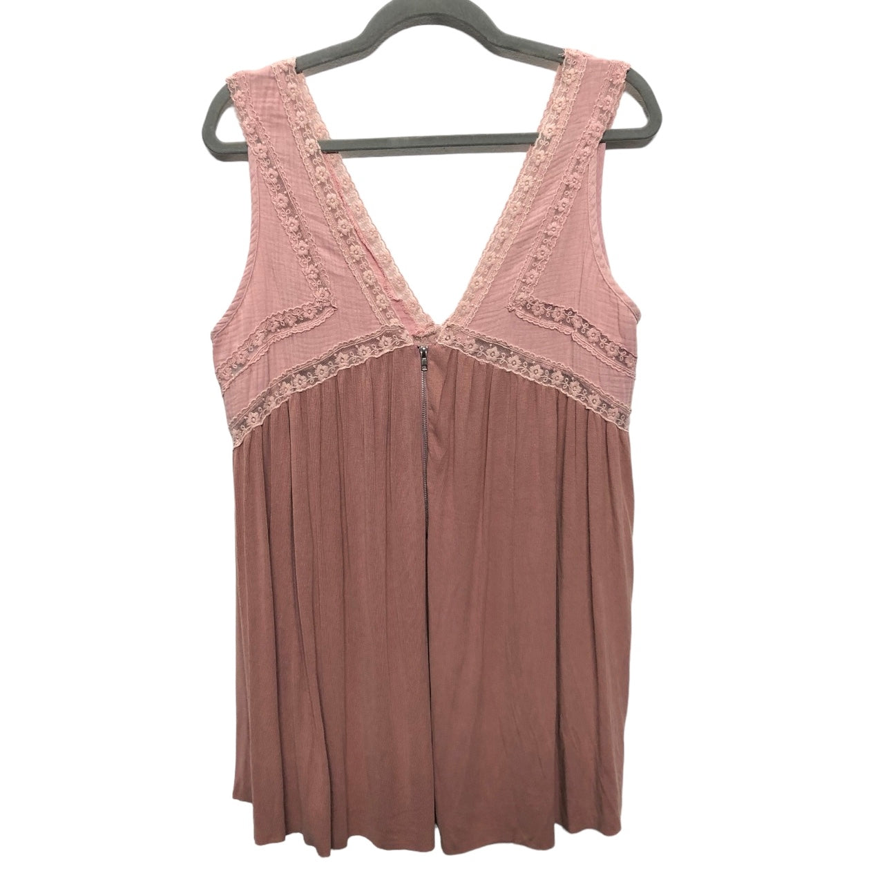 Top Sleeveless By Pol In Mauve, Size: M