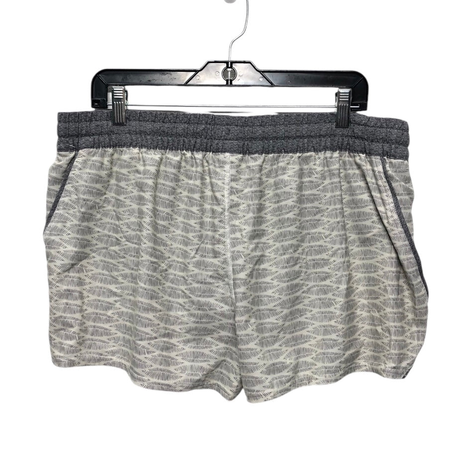 Athletic Shorts By Vuori In Grey, Size: Xl