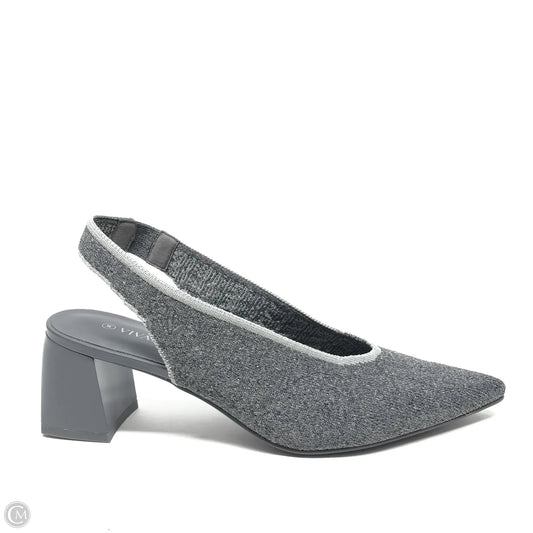 Shoes Heels Block By Clothes Mentor In Grey, Size: 10