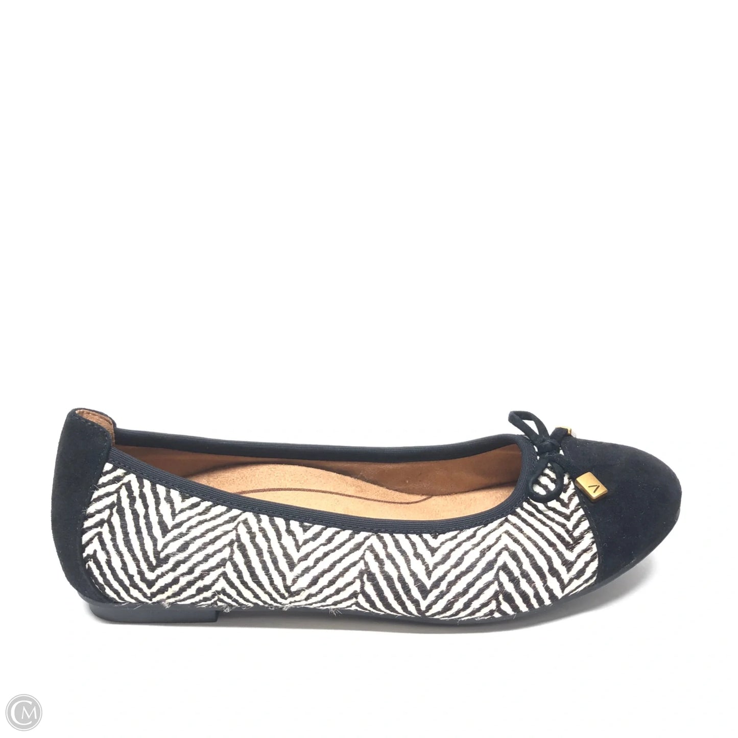 Shoes Flats By Vionic In Black & White, Size: 7