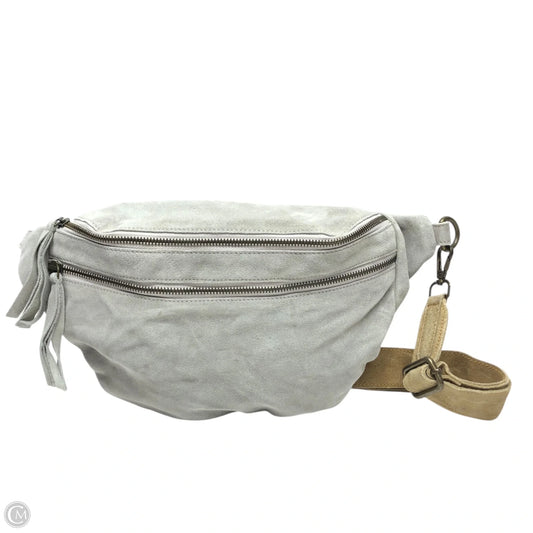Belt Bag Leather By Free People, Size: Medium
