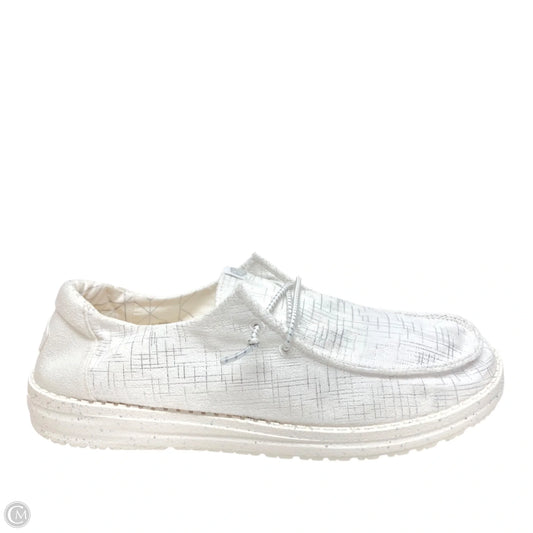 Shoes Flats By Hey Dude In White, Size: 11