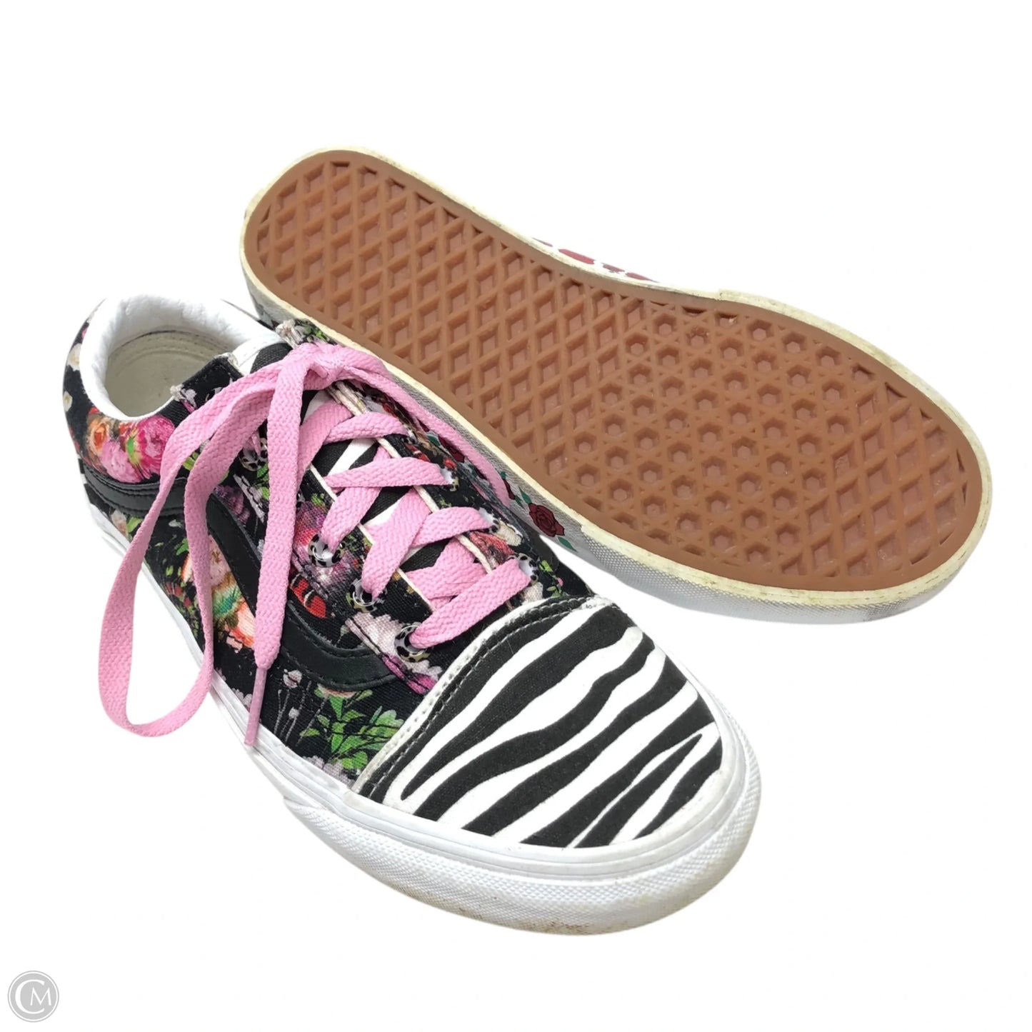 Shoes Sneakers By Vans In Black & White, Size: 7.5