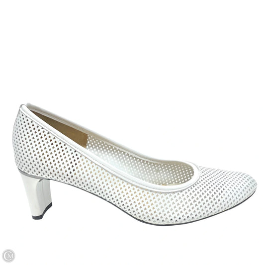 Shoes Heels Kitten By Vaneli In White, Size: 9