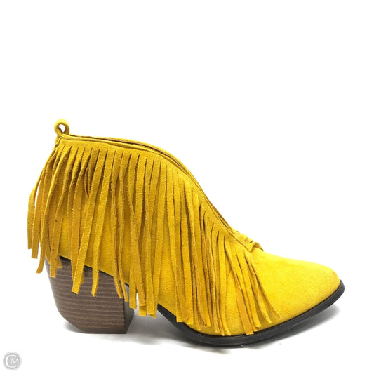 Boots Ankle Heels By Cme In Yellow, Size: 7.5