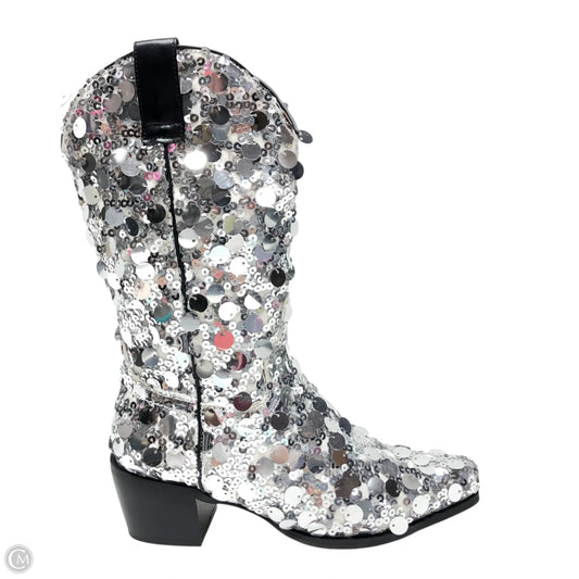 Boots Western By Clothes Mentor In Silver, Size: 5