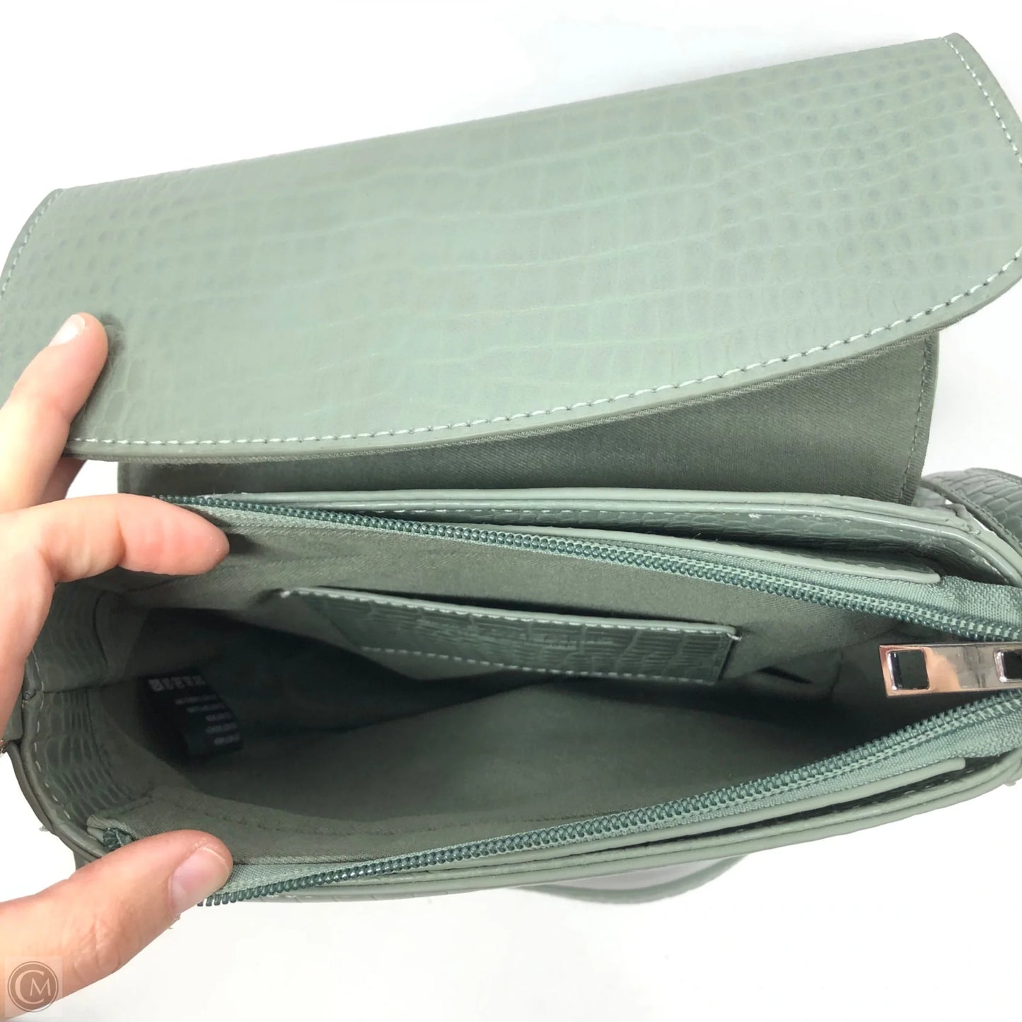 Crossbody By Clothes Mentor, Size: Medium