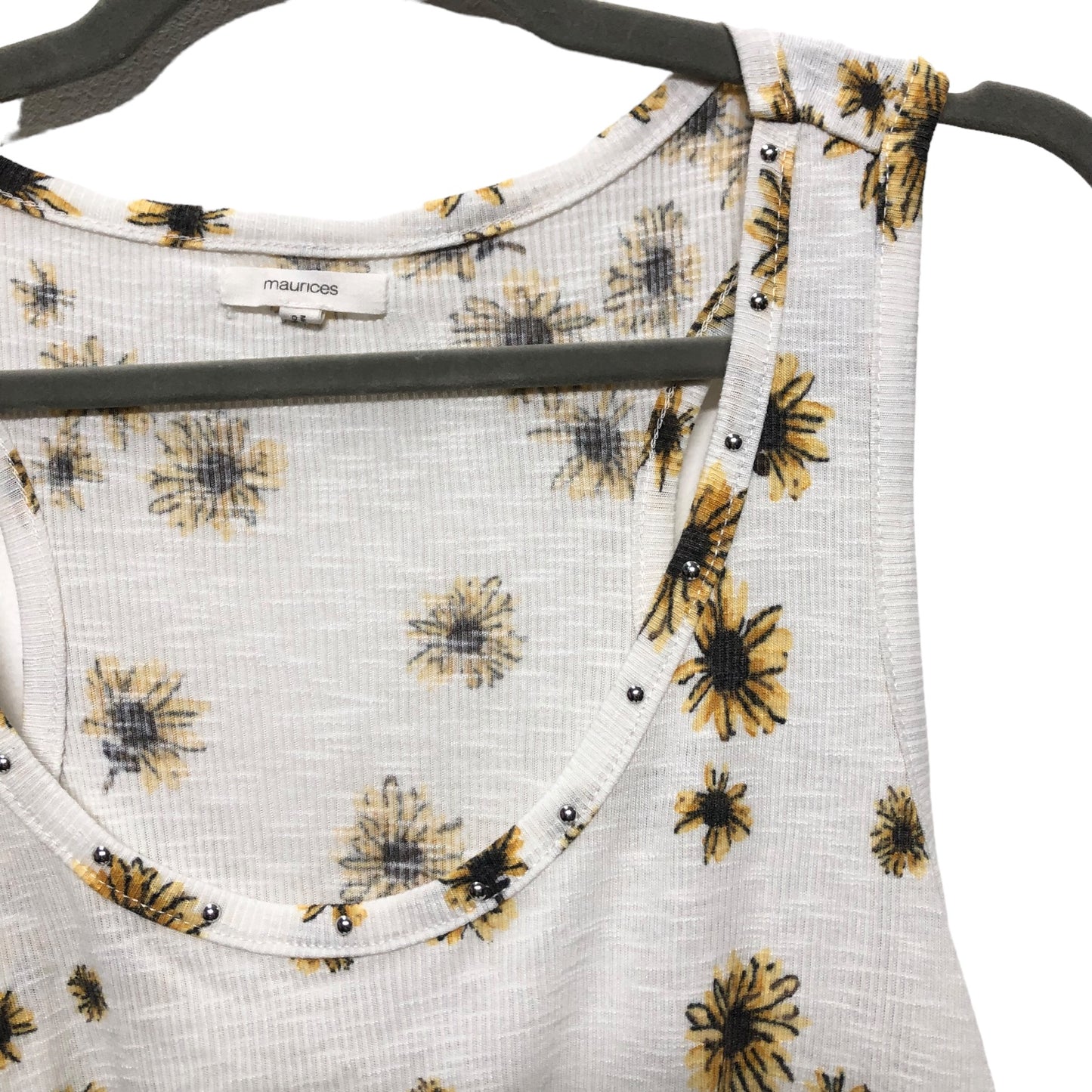 White & Yellow Top Sleeveless Maurices, Size 2x