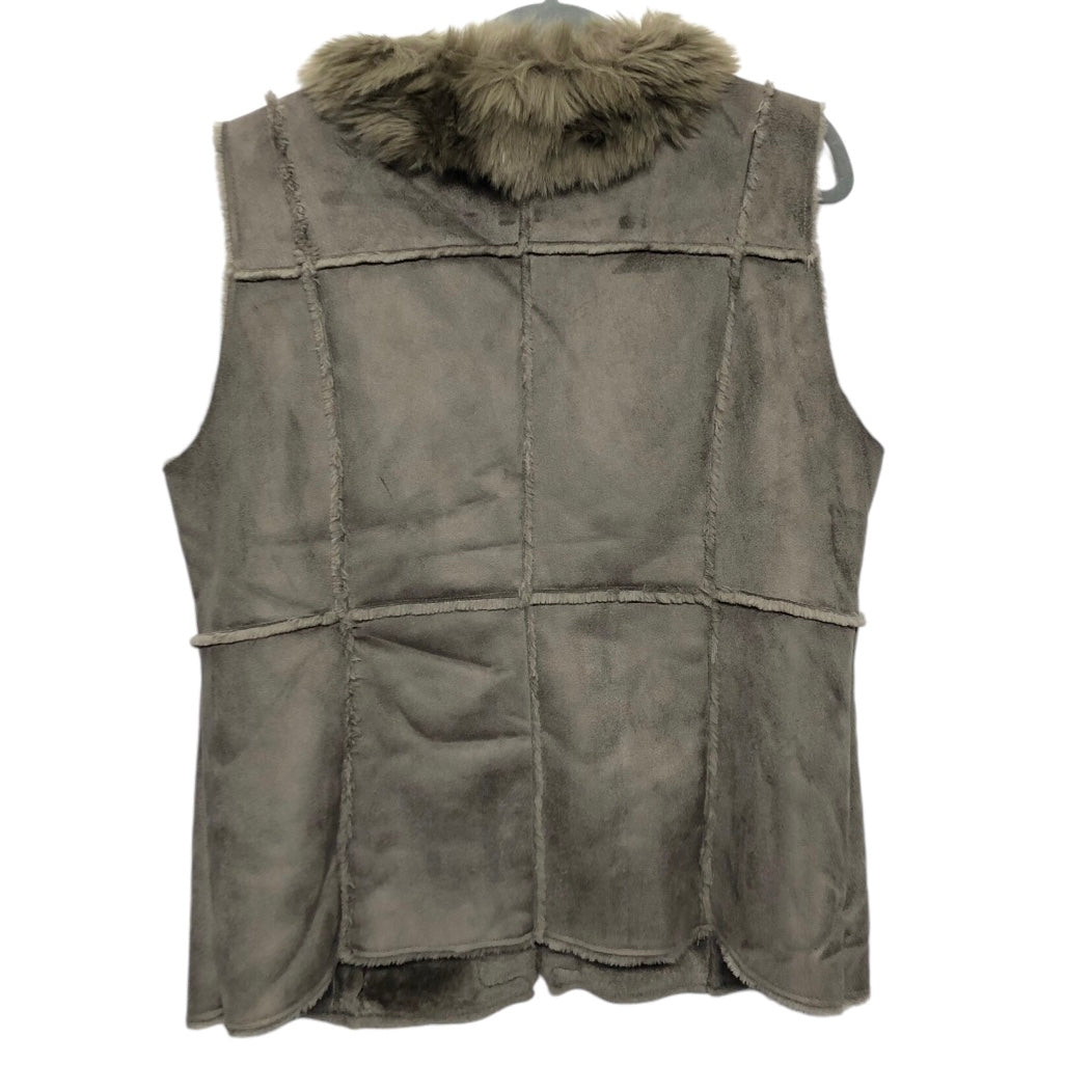 Vest Faux Fur & Sherpa By Orvis In Green, Size: L