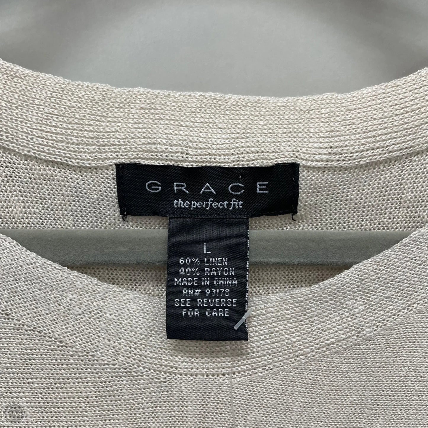 Sweater By Grace In Beige, Size: L