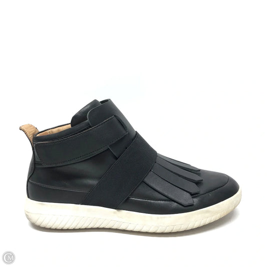 Shoes Sneakers By Cmb In Black, Size: 7
