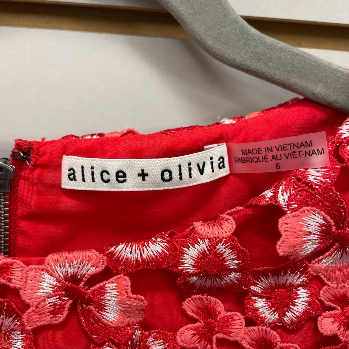 Dress Designer By Alice + Olivia In Red & Yellow, Size: 6