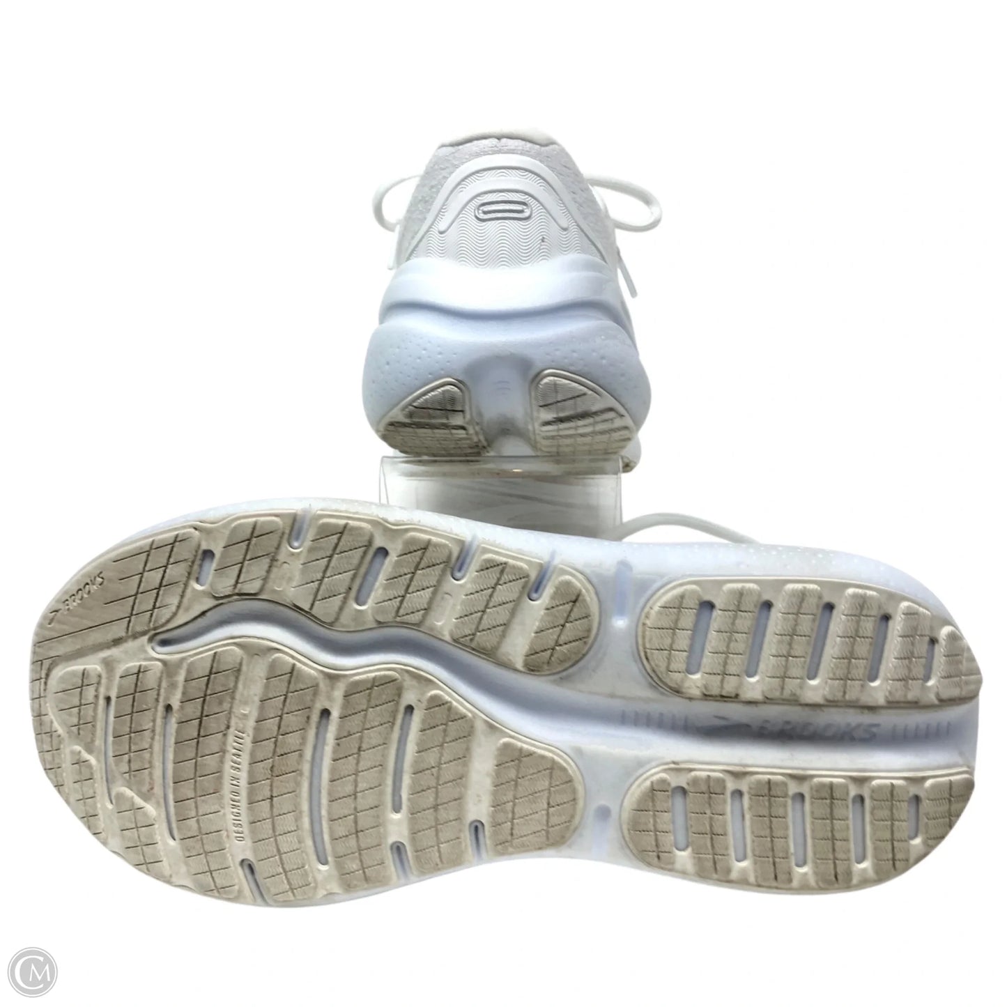 Shoes Athletic By Brooks In White, Size: 9