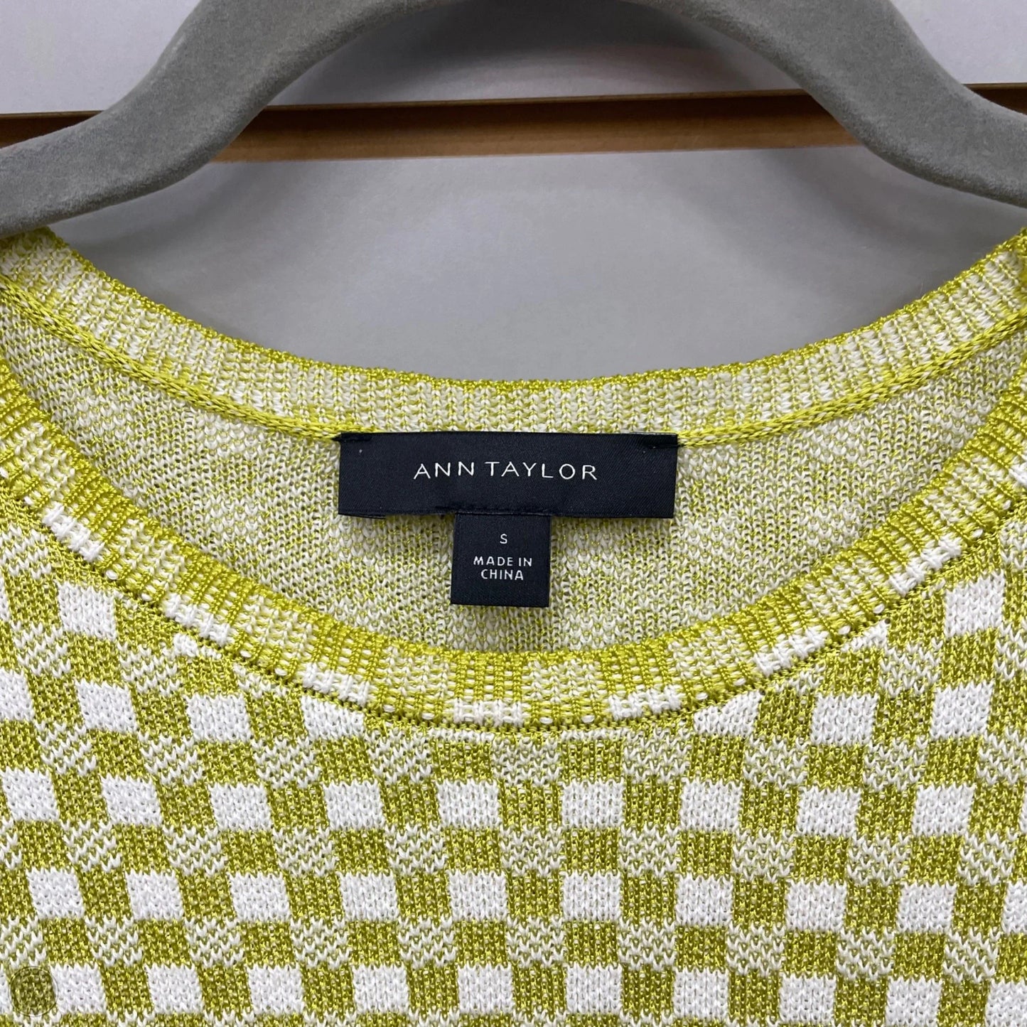 Top 3/4 Sleeve By Ann Taylor In Green & White, Size: S