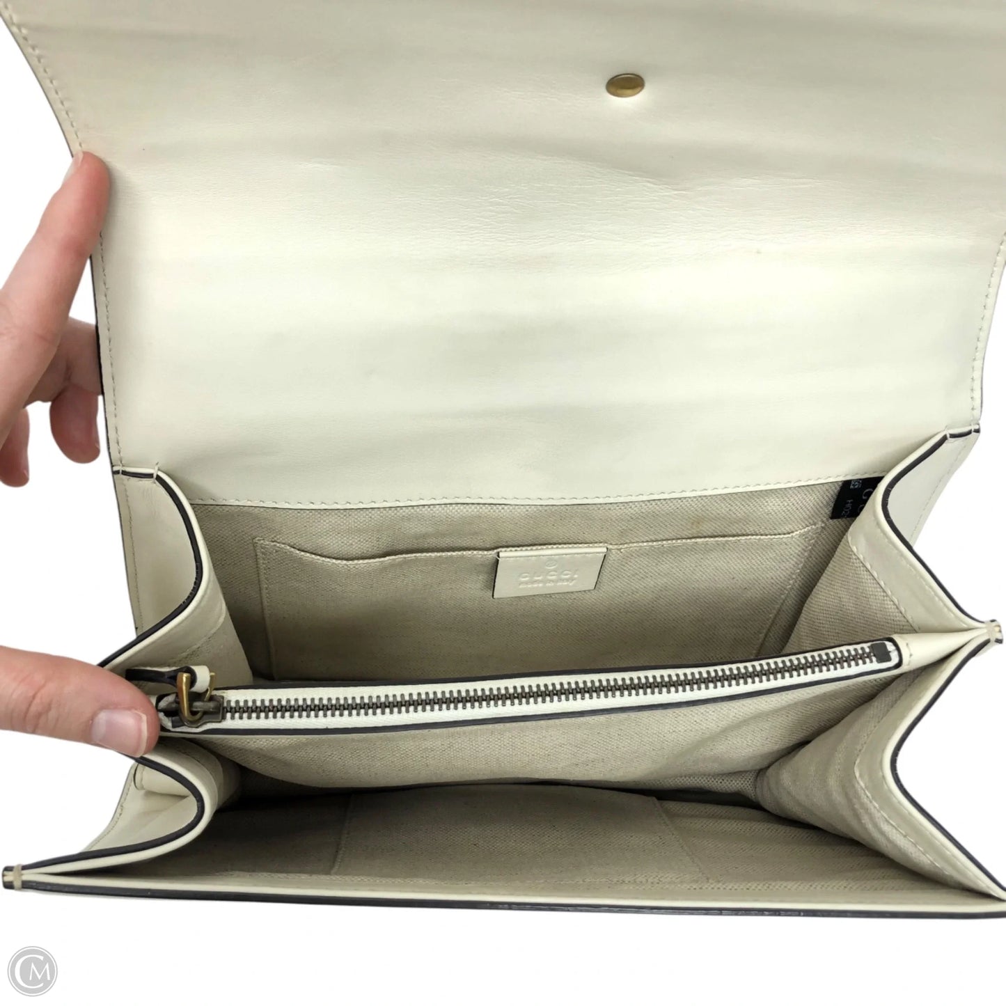 Handbag Luxury Designer By Gucci, Size: Medium