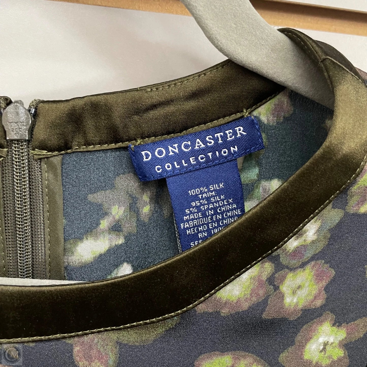 Top Long Sleeve By Doncaster In Green, Size: 6