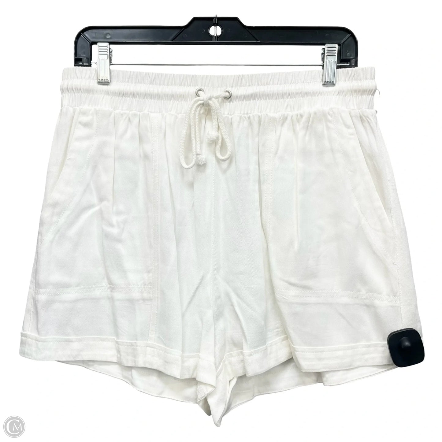 Shorts By Clothes Mentor In White, Size: L