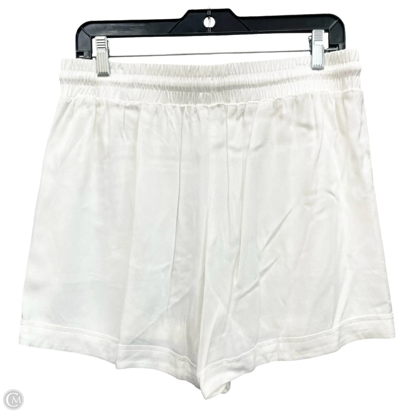 Shorts By Clothes Mentor In White, Size: L