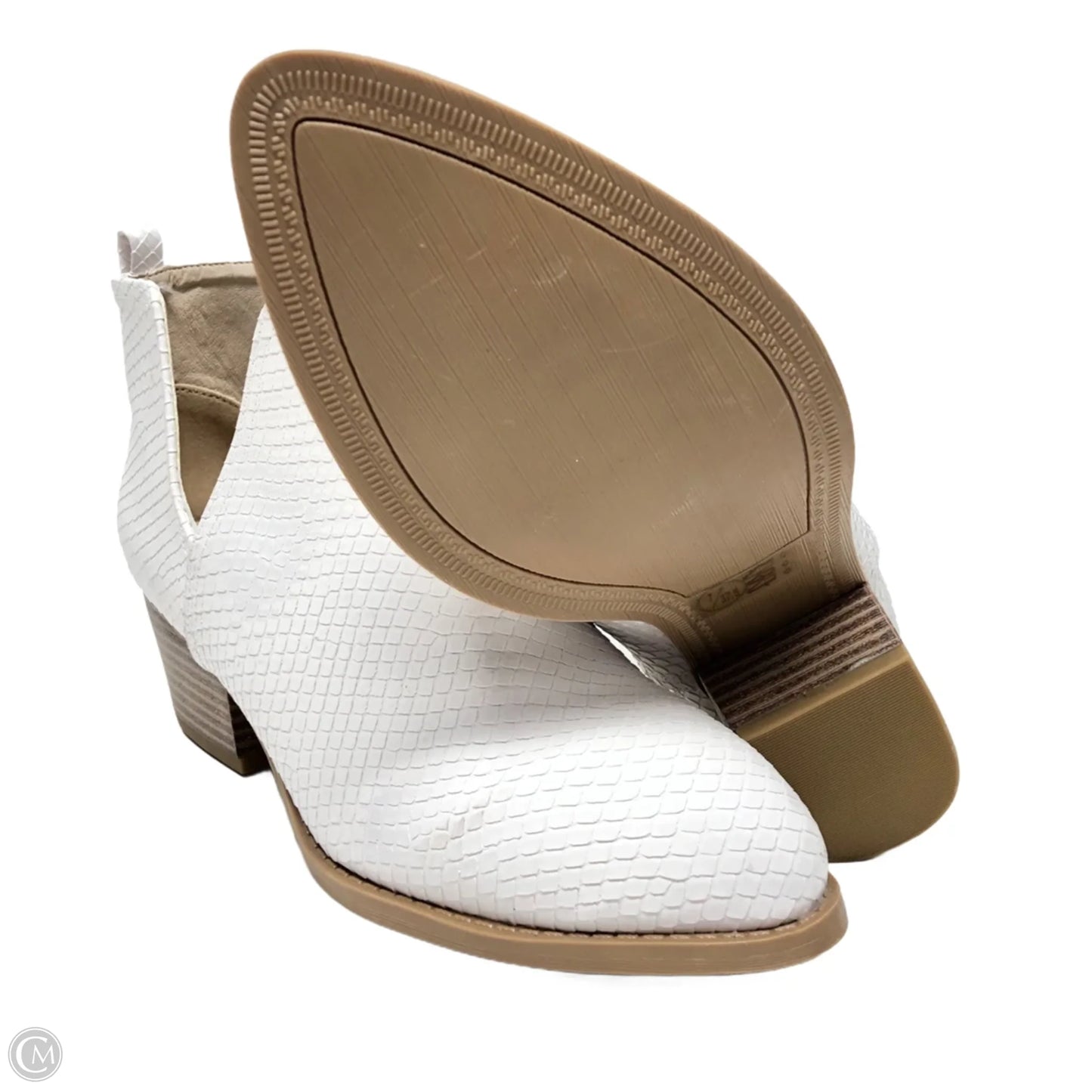 Boots Ankle Heels By Cl By Chinese Laundry In White, Size: 7