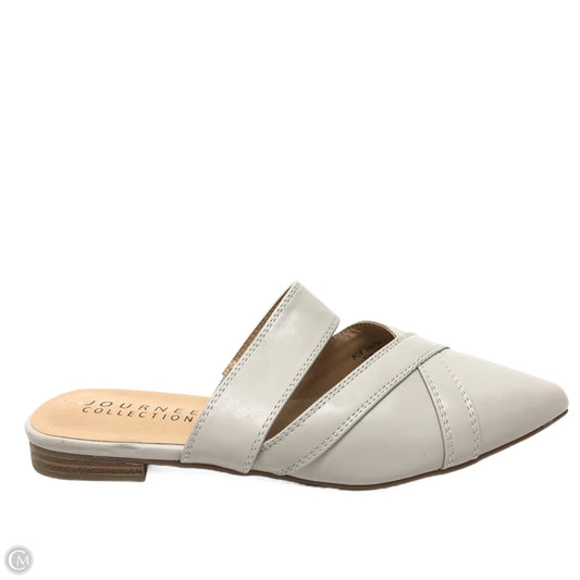 Shoes Flats By Journee In Grey, Size: 7.5