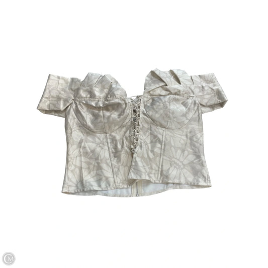 Blouse Short Sleeve By Pretty Little Thing In Beige, Size: 10