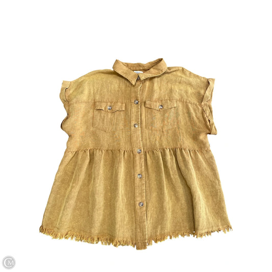 Top Short Sleeve By Umgee In Brown, Size: M