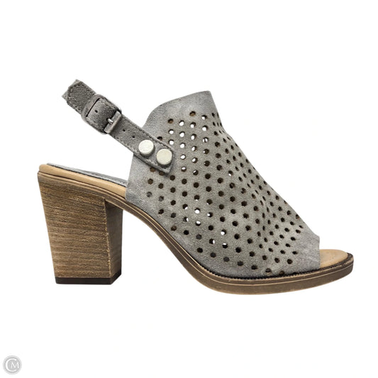 Shoes Heels Block By Cmc In Grey, Size: 7