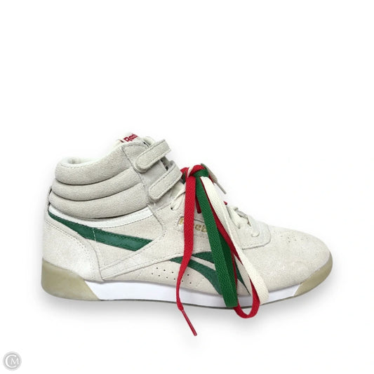 Shoes Sneakers By Reebok In White, Size: 9