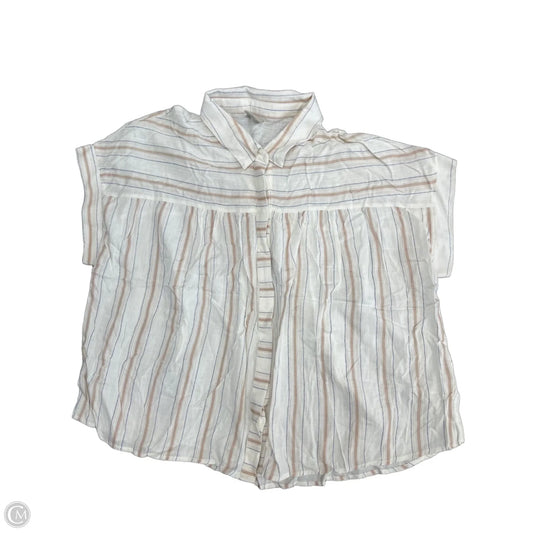 Top Short Sleeve By Clothes Mentor In Beige, Size: M