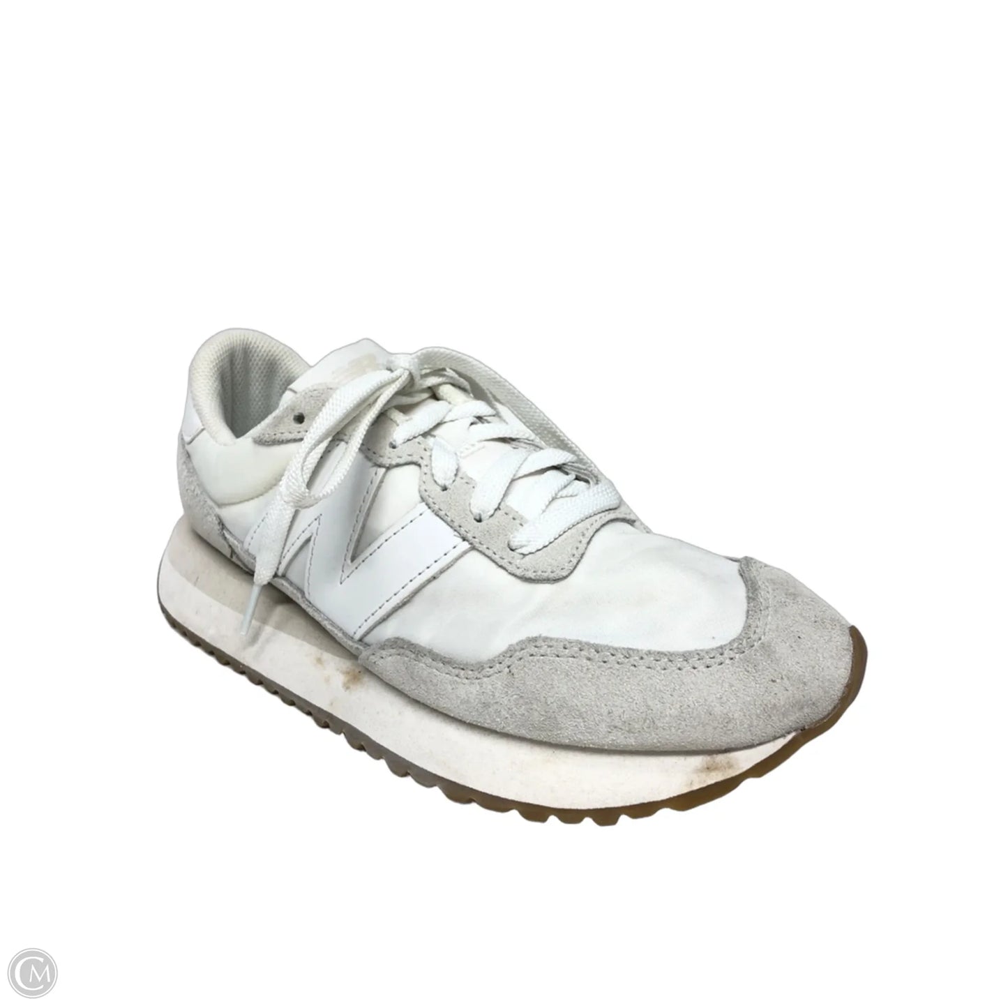 Shoes Sneakers By New Balance In White, Size: 9