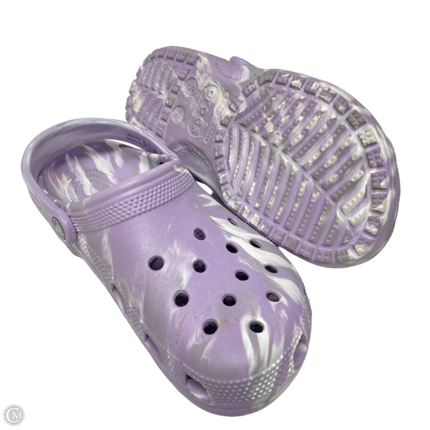 Shoes Flats By Crocs In Purple & White, Size: 7