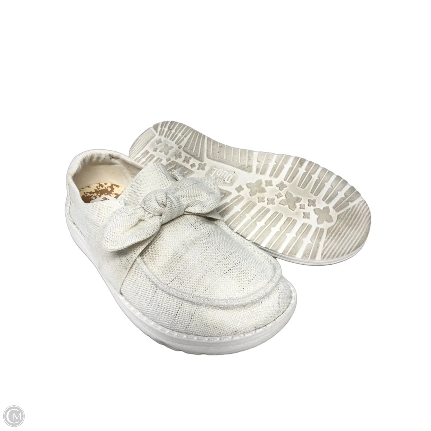 Shoes Flats By Hey Dude In Cream, Size: 7
