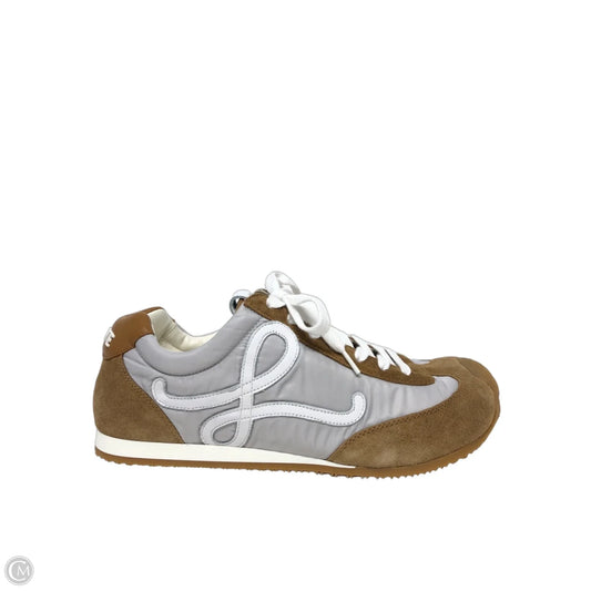 Shoes Luxury Designer By Loewe In Brown & Grey, Size: 10.5