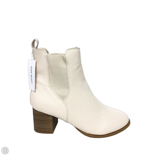 Boots Ankle Heels By Lane Bryant In White, Size: 9