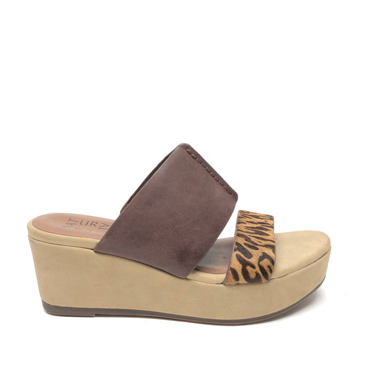 Sandals Heels Wedge By Naturalizer In Animal Print, Size: 6.5