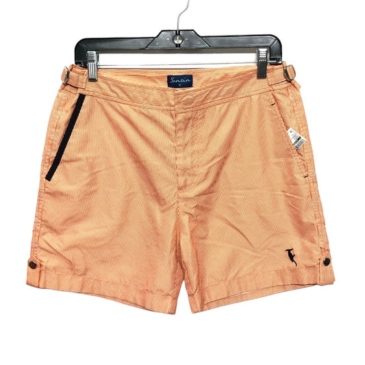 Orange Shorts Clothes Mentor, Size L