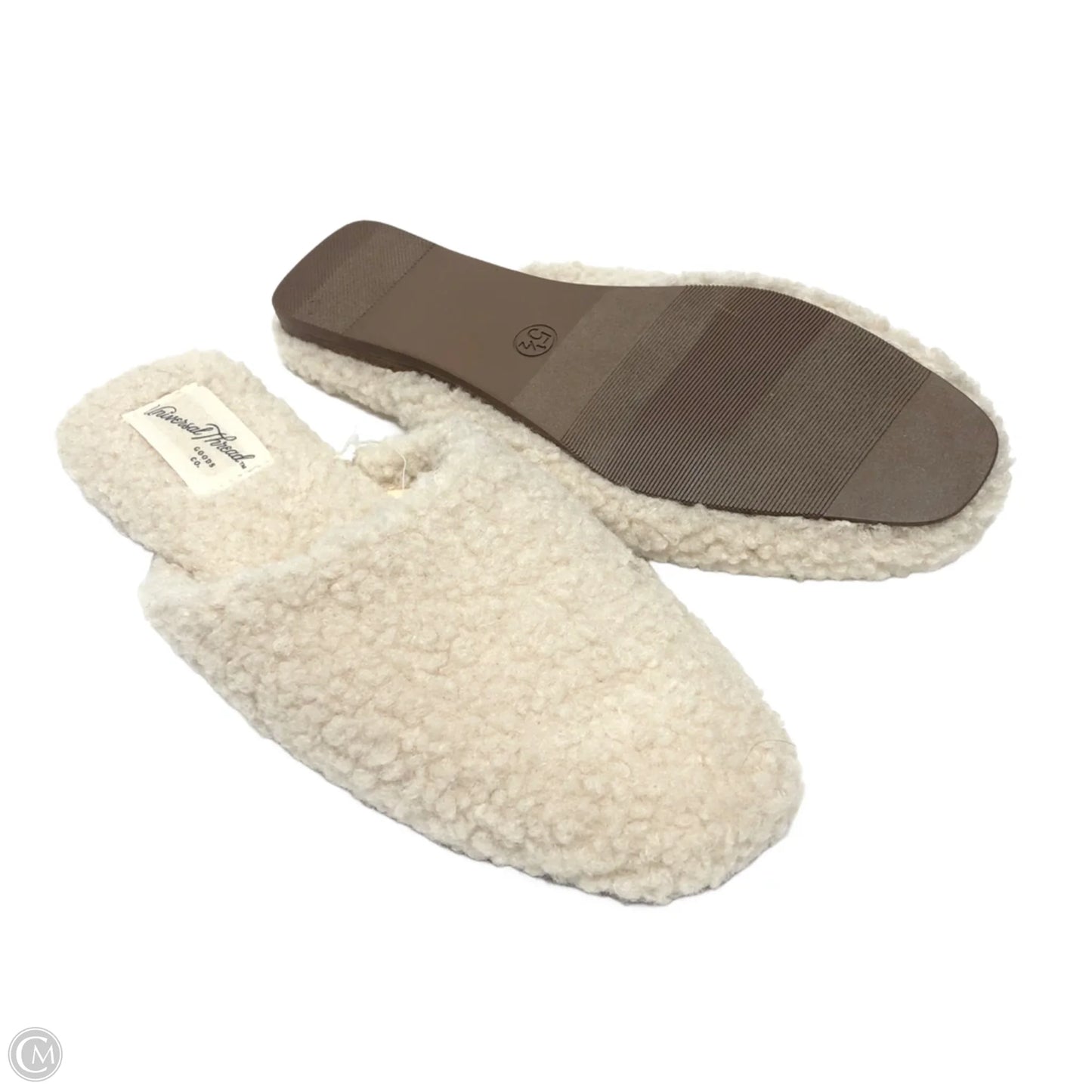 Shoes Flats By Universal Thread In Beige, Size: 5.5