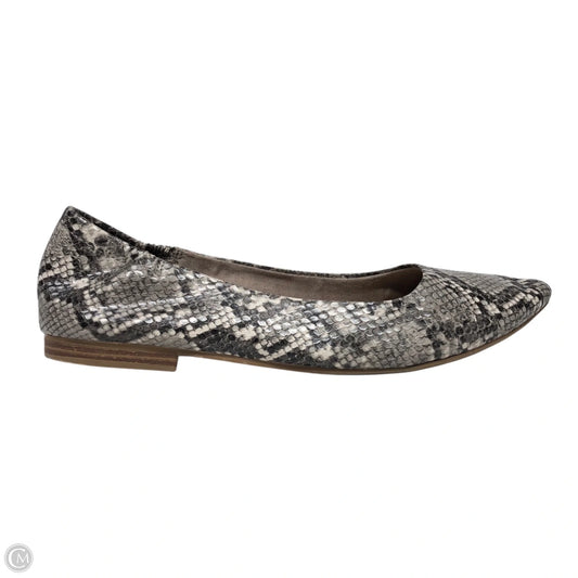 Shoes Flats By Kaari Blue In Snakeskin Print, Size: 7.5