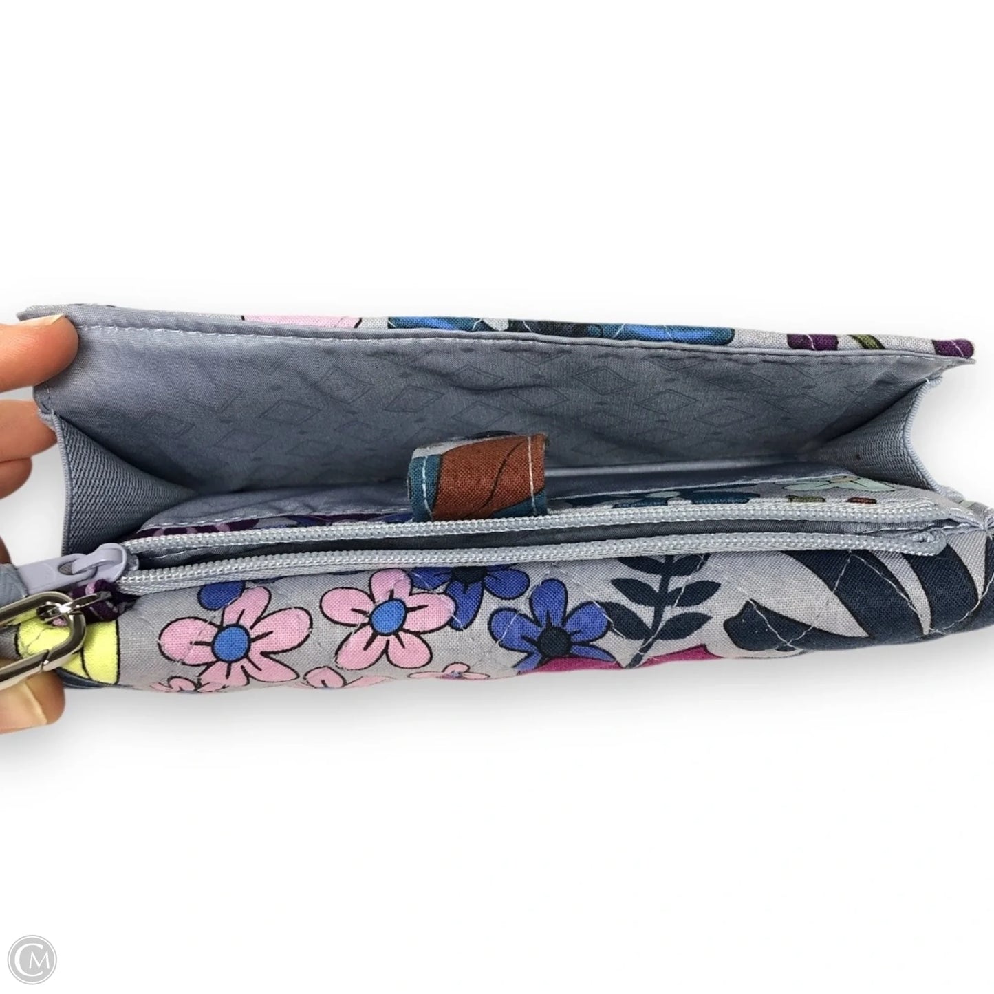 Wristlet By Vera Bradley, Size: Medium