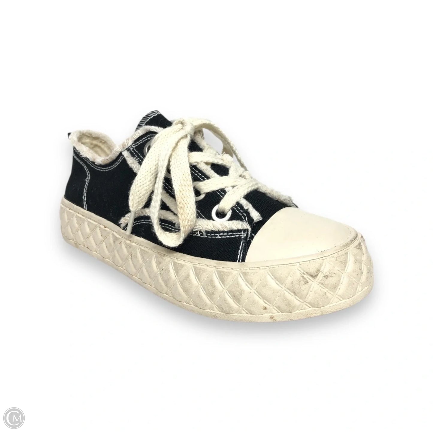 Shoes Sneakers By Clothes Mentor In Black & White, Size: 8