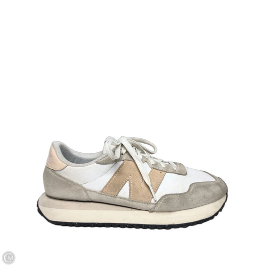 Shoes Sneakers By New Balance In Taupe, Size: 10