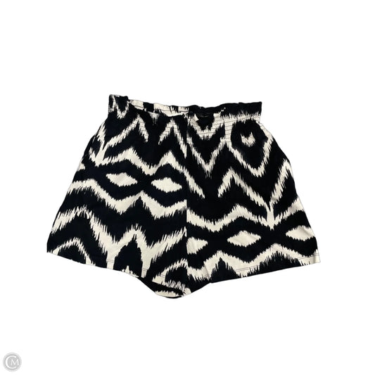 Shorts By H&m In Black & White, Size: L