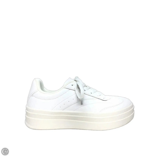 Shoes Sneakers By Dream Pairs In White, Size: 9