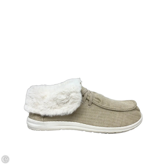 Shoes Flats By Magellan In Beige, Size: 10
