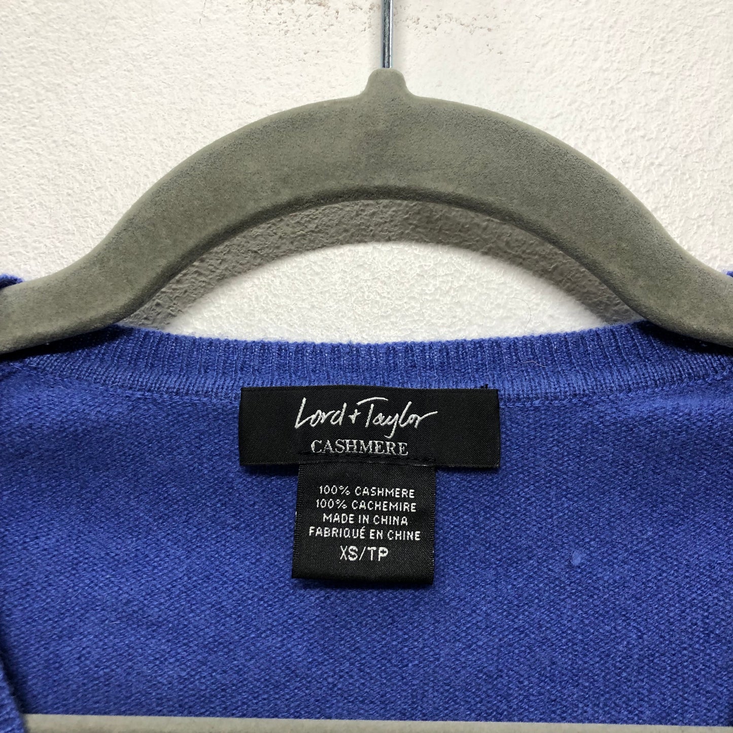 Sweater By Lord And Taylor In Blue, Size: Xs