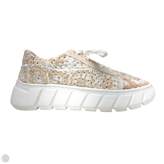 Shoes Sneakers By Free People In Cream & Tan, Size: 8.5