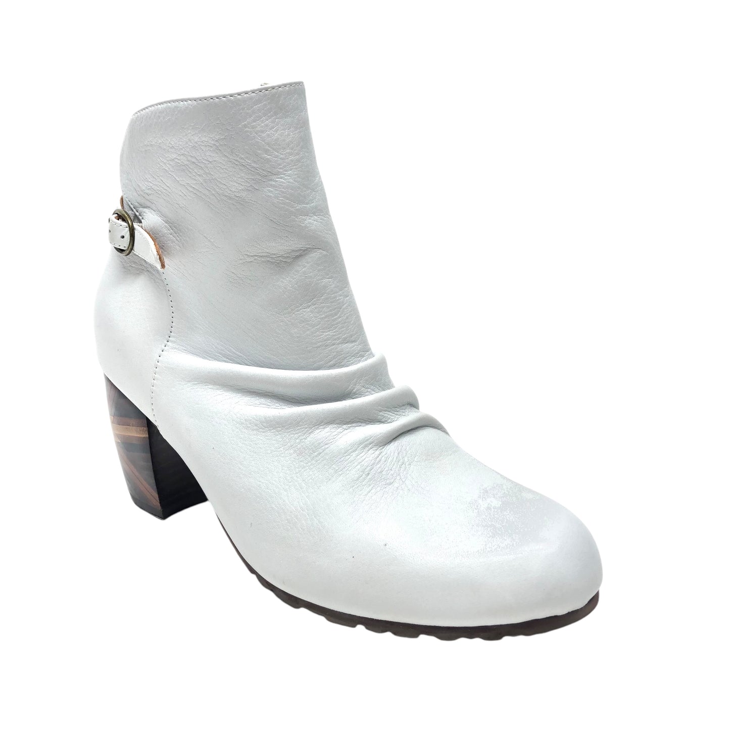 Boots Ankle Heels By Cmb In White, Size: 7